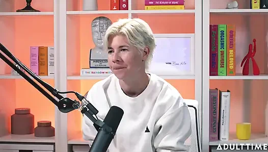 Titreme Kraliçesi Chanel Camryn | Adult Time Podcast