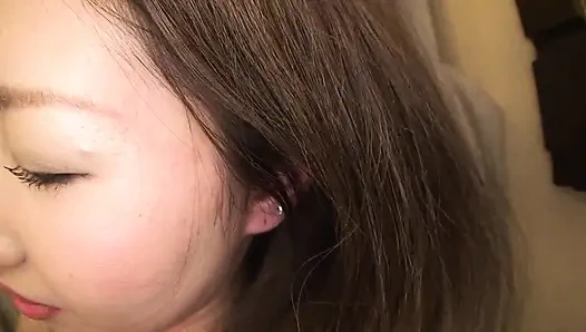 A072B12 The celebrity wife I met at Jiyugaoka is full of masochistic spirit! Rejoice in the forceful attack