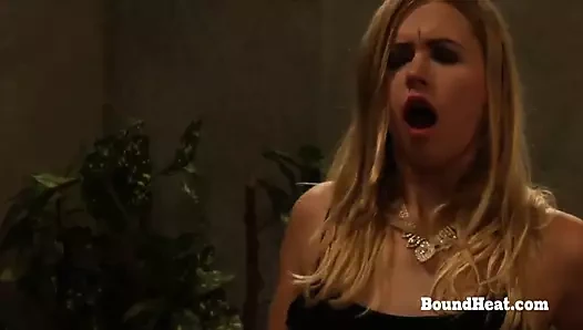 sophie gönderme: lezbiyen metresi hoşlanır içinde yalama