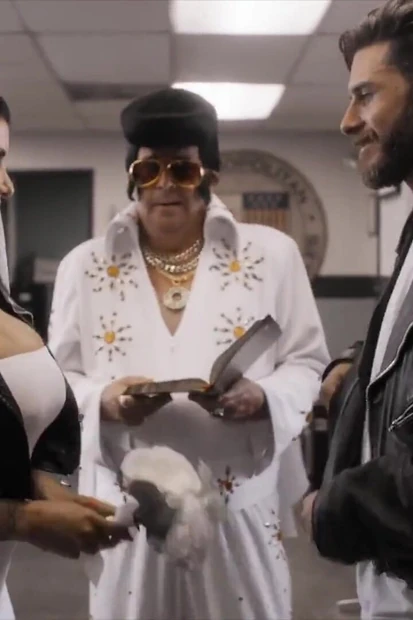 TUSHY - безумное анальное приключение Abigail Macs