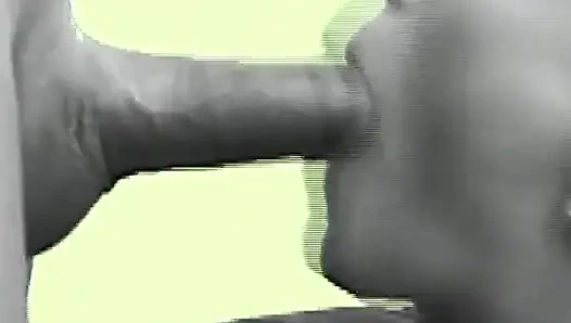 Sarışın orta yaşlı seksi kadın büyük zenci yarağı tarafından sikiliyor