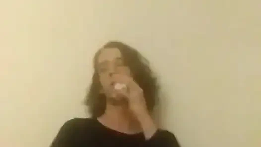 Göt deliğimle oynuyorum