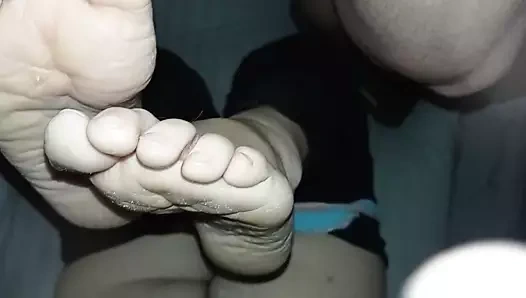 footjob tarafından benim köle bebeğim