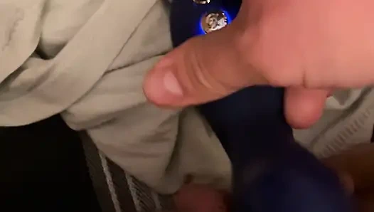 FTM kendini sikiyor ve boşalıyor (ftm)