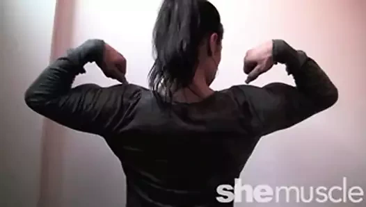 fitness bebeğim - gömlek yırtma