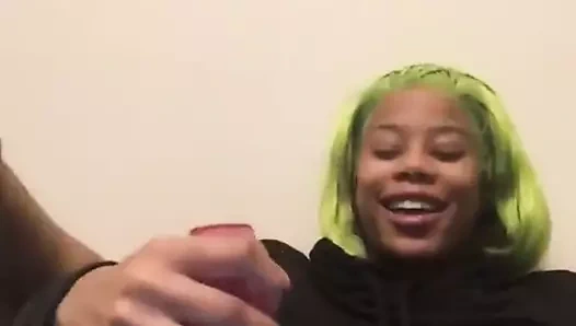 Yeşil saç güzel kedi