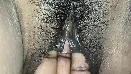 Die Sachen meiner Frau waren der perfekte Grund, warum ich eifersüchtig war, als ich sie in die Hände legte