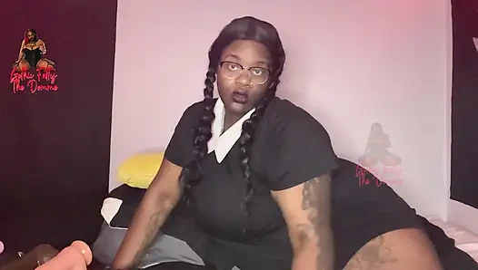 Çarşamba addams çifte sikiliyor