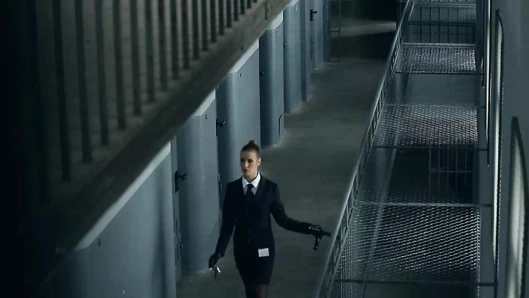 Hapishane hücresinde ateşli seks