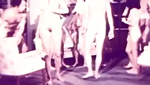 Öpüşme yalama parmaklama retro orgazm