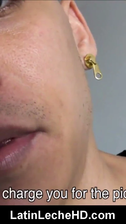 Amatör İspanyolca latino buluntular adam üzerinde grinder becerdin için nakit | Klip 1