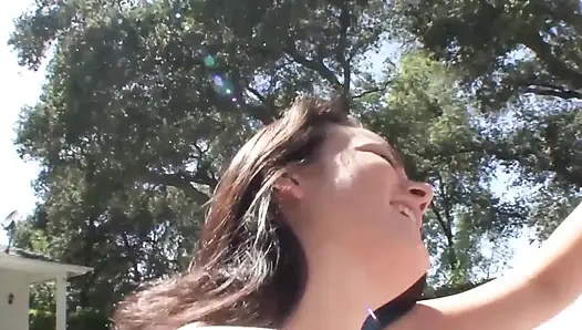 Büyük yarak emiyor büyük götlü bebek amcık amına boşalma