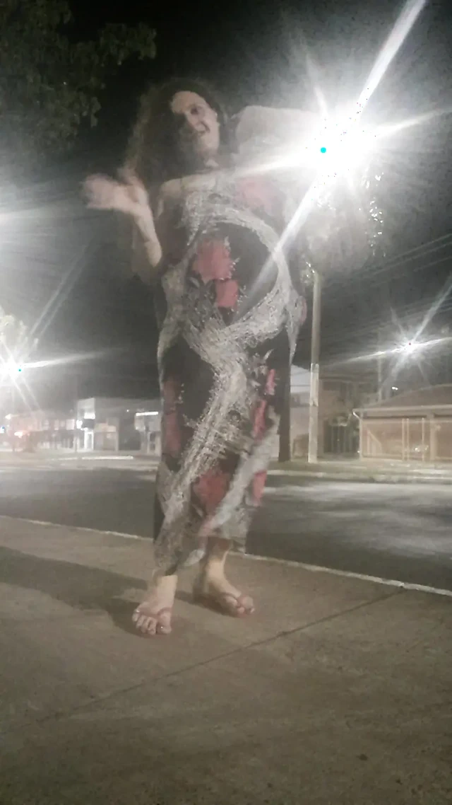 Sokakta geç karanlık