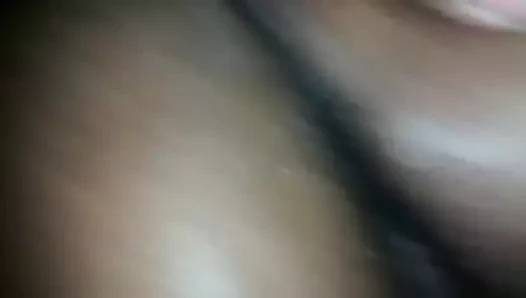 Kıçını hiç yalamamıştı.