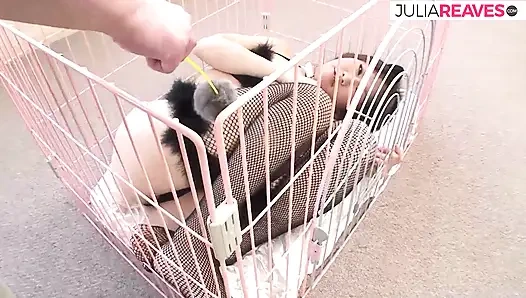 Bebek vibratör klitoris stimülasyonundan sonra sikilirken inliyor