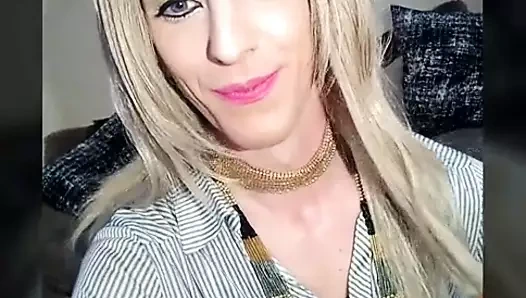 Zara valentino büyük yarak transeksüel yalnız oyun mastürbasyon.