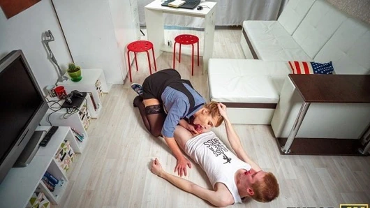 Tutor4k. öğretmen davet bariz adam tarafından nüfuz