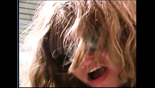 Son derece tuhaf 2 bölüm 4