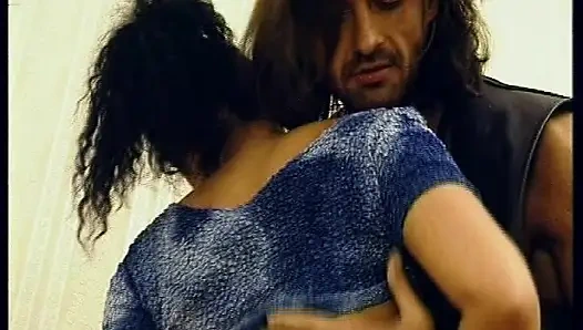 Alman Kapılarının Arkasında Özenle Siktir Edilir - Tam Film