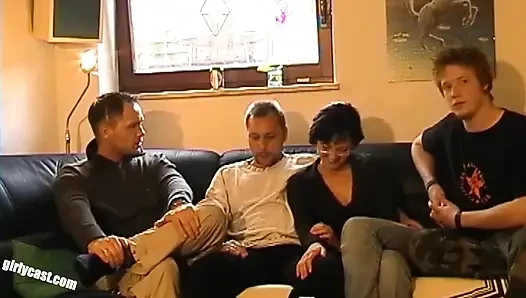 Lisa Mannie'i gavat yapıyor