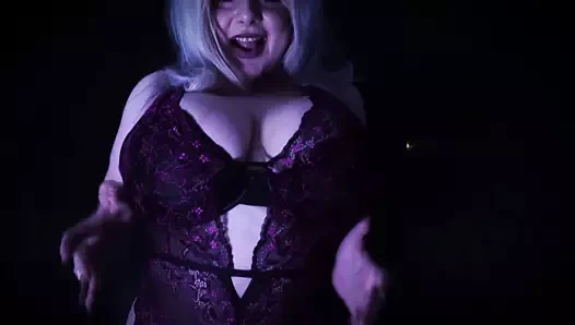 Büyük titty tina büyük memeler! sadece hayranlar büyük-titty-tina ücretsiz