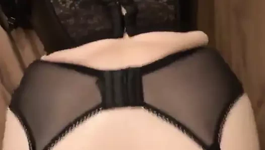 Büyük göte biniyor