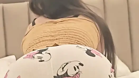 Kötü öğretmen Eshal