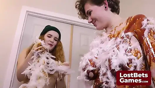 Striptiz mogadishu oyunu yoğun ve sürekli değişiyor