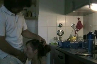amatör çift sikikleri içinde mutfak