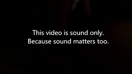 Çok yüksek sesle inleyen vibratör ile kadın mastürbasyon