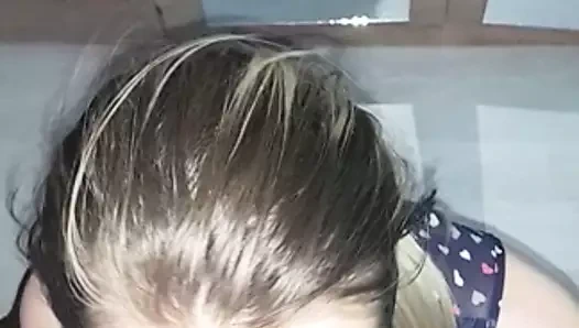 38 yaşındaki öğretmen azgın bir dersten sonra 20 yaşındaki genç öğrencisini sikiyor