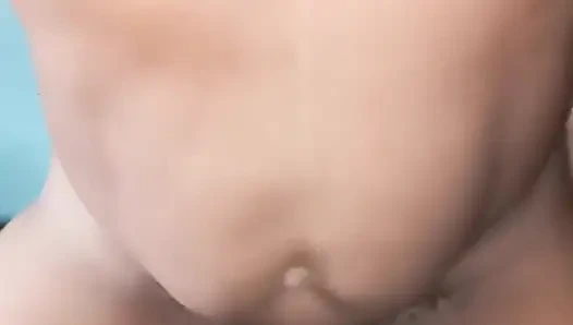 Aldatan evli kadın kablolu tv'den adama sert biniyor