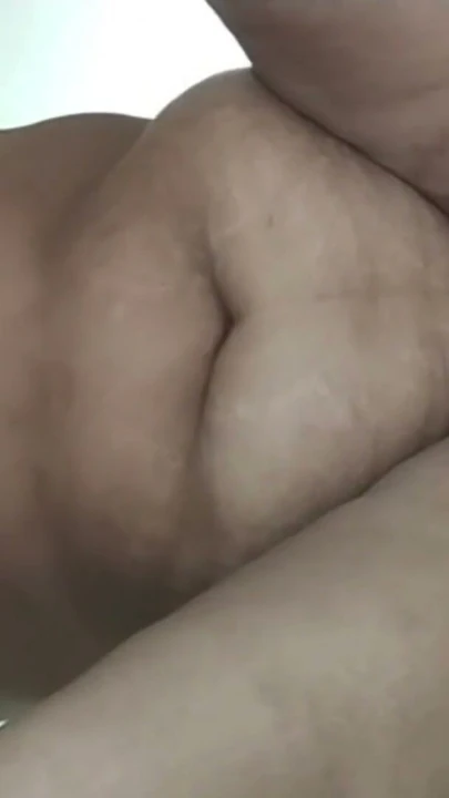 Azgın Devar yanlışlıkla Yeni Evli Sıcak viDesi Bhabhi'yi sikiyor | Klip 3
