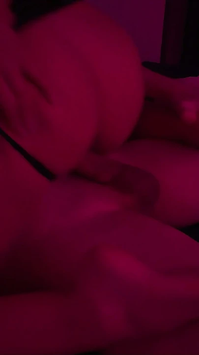 Çığlıklar, inlemeler, sohbetler, nimfomanyak, derin penetrasyonu sever