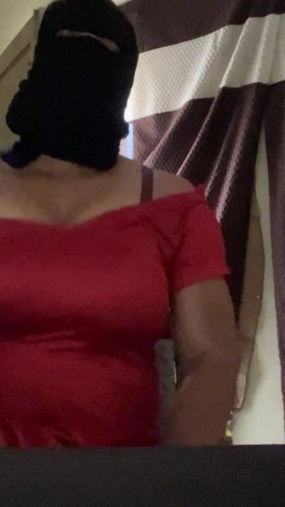 Büyük memeli cross dresser mastarbating desi kırmızı takım elbiseli şalvar | Klip 2