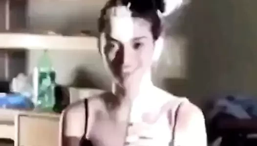 Dixie damelio derin boğazlama video