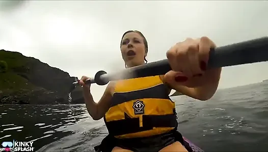 Yüzmeyenler için açık su kayık felaketi - lifejacket tarafından kurtarıldı