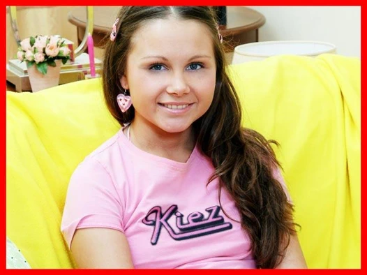 Liu Alman genç kız - anal aşırı genç kız eğlencesi extraklasse