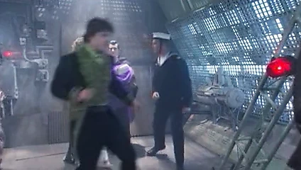 Porno müzik televizyonu: uzay kaltak