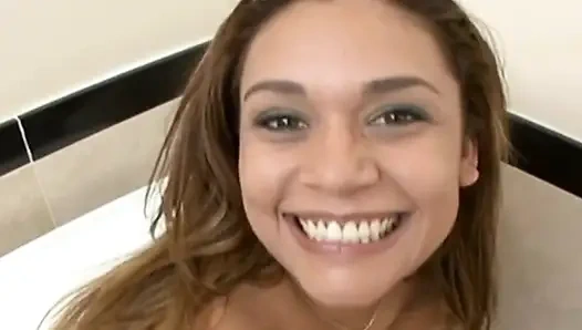 Tatlı ağzı için canavar bir yarak