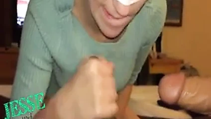 18 yaşında karartılmış ang gördüm merak ettim