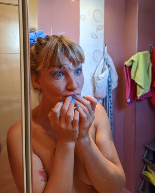 yüz en iyi besleyici yüz maskesi - sasha bikeyeva