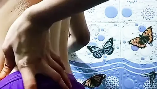 Indian bathroom viral vidoe