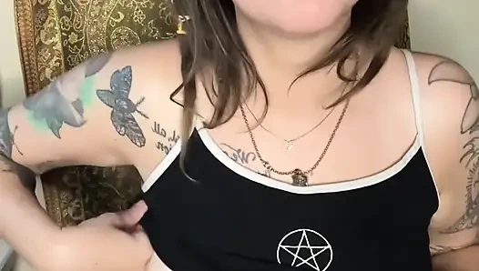 Koltuk altı ibadeti ve chery ağaçlarıyla sigara içme