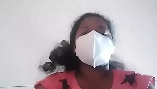 Ateşli Hintli anne orgazm oluyor asmr