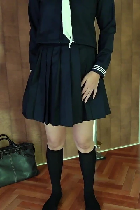 Üvey kız kardeşim vibratörle bekaret kemeri takarak üniversiteye gidiyor