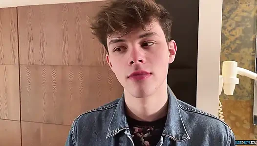 Yolculukta sikişen oğlan - bölüm 1