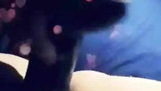 Benim cuck erkek arkadaşım (bbc toy) yapabileceği tek yolla bana boşalmak yardımcı olur