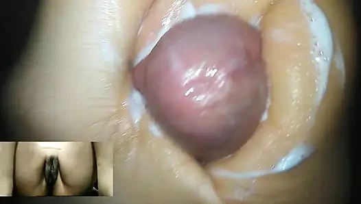 18 yaşındaki oğlan bir kızla mastürbasyon yapıyor