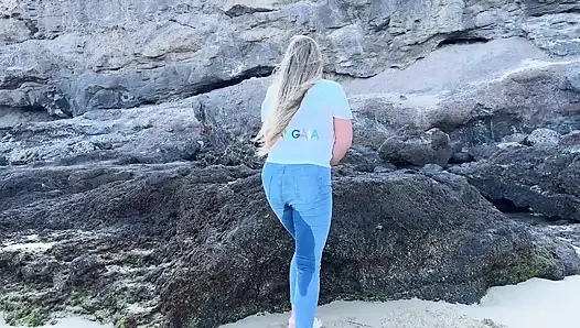 Peeing in Tight Jeans on the Beach